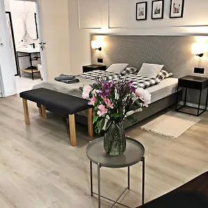 Anny 5 Aparthotel Krakau
